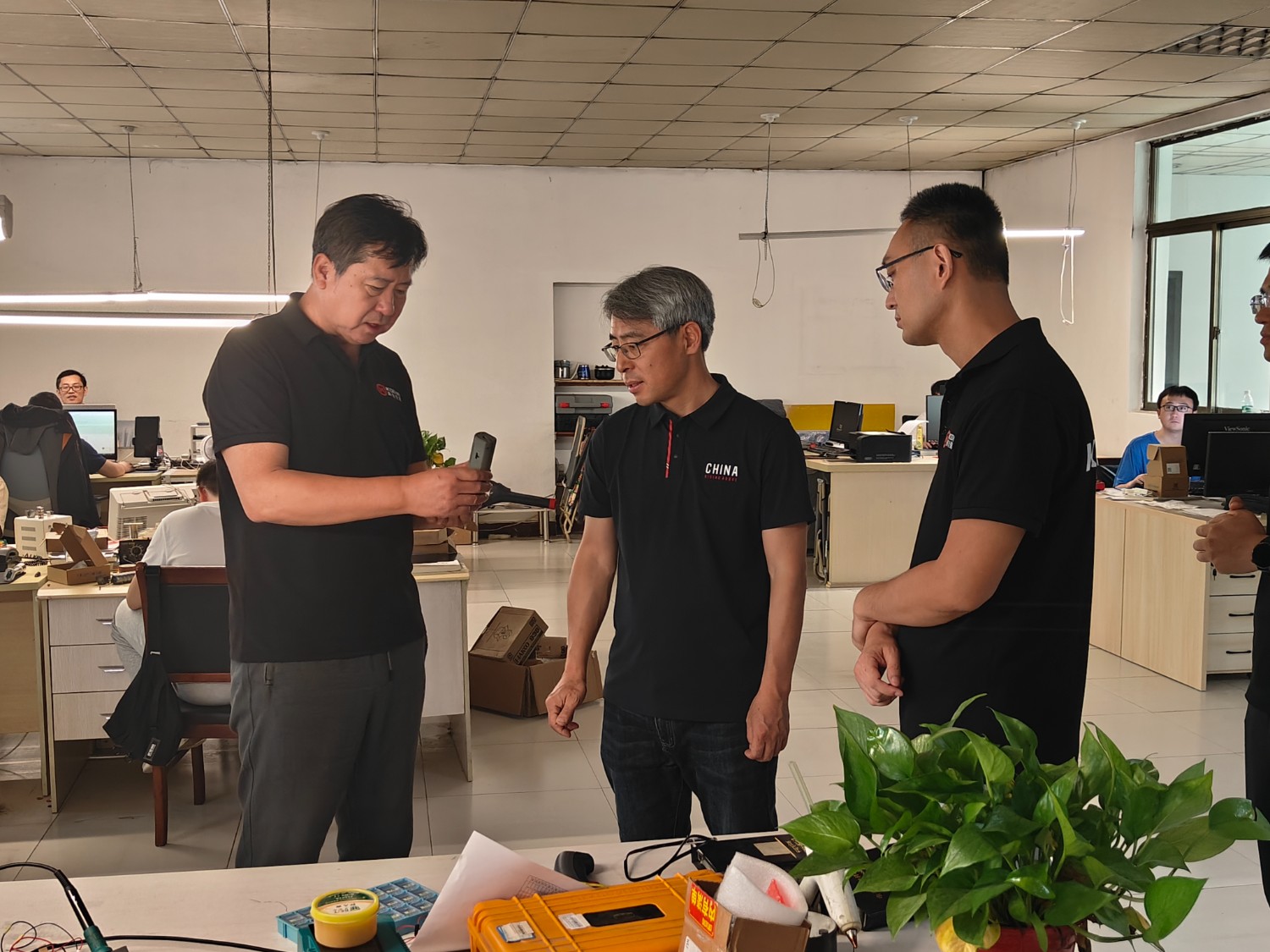戳我試試